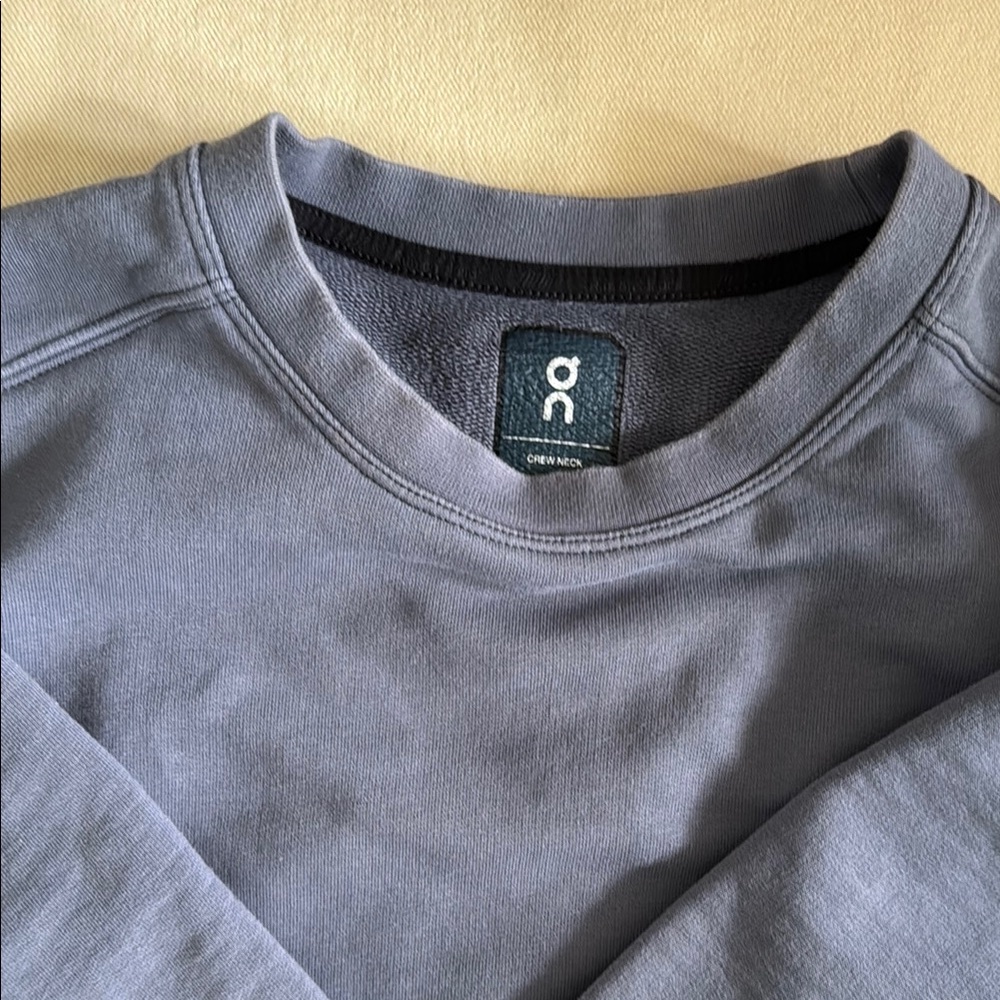 On Running Men's Crewneck Sweatshirt in Slate Gray